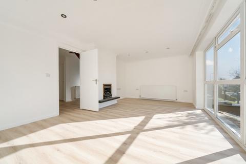 1 Sutton Crescent, Barnet, EN5 2SW