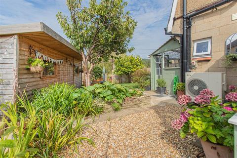 9 Bewley Crescent, Lacock, Chippenham, SN15 2PL