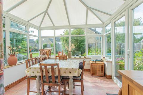 9 Bewley Crescent, Lacock, Chippenham, SN15 2PL