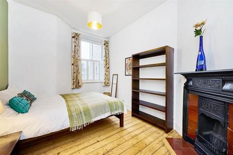 2 bedroom flat for sale, Mowll Street, London SW9