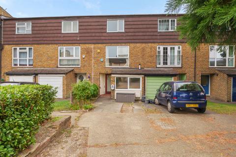 54 Closemead Close, Northwood, HA6 2RZ