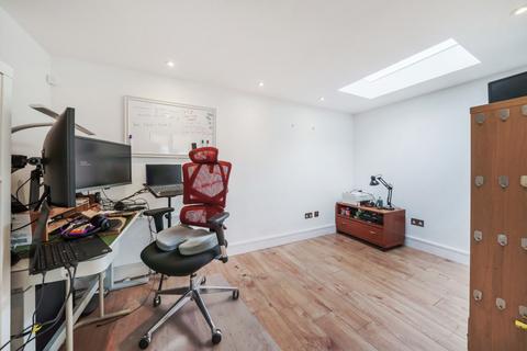 54 Closemead Close, Northwood, HA6 2RZ