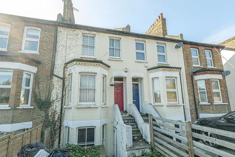 2 bedroom property for sale, Page Heath Villas Bromley BR1