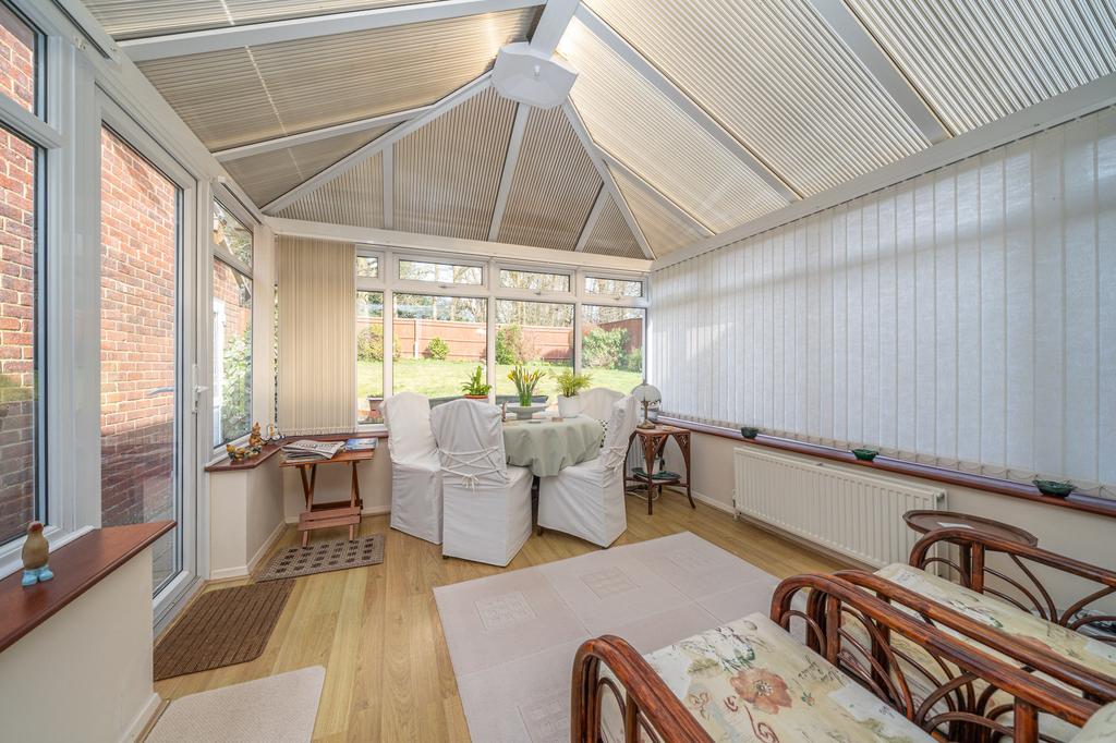 3-Careys-Croft-05449