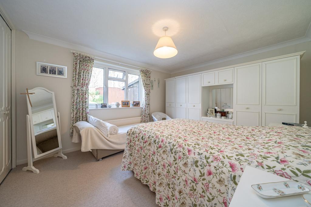 3-Careys-Croft-05427