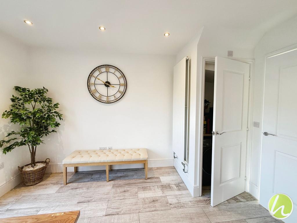 Kitchen/ Dining Room