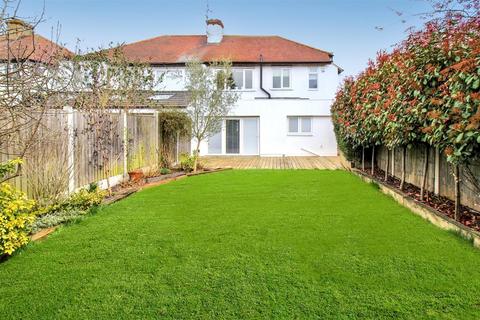undefined, Glastonbury Chase, Westcliff On Sea, Essex