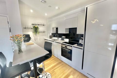 1 bedroom flat for sale, Ingrave Road, Brentwood CM15
