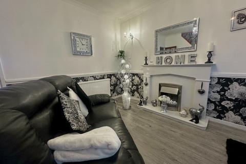 undefined, Tonypandy CF40