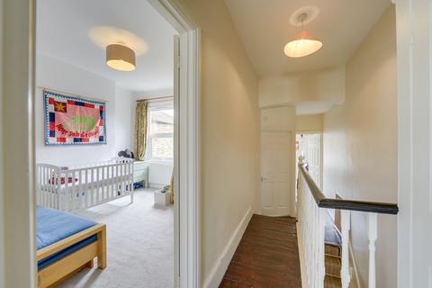 35 Elmer Road, London, SE6 2HA