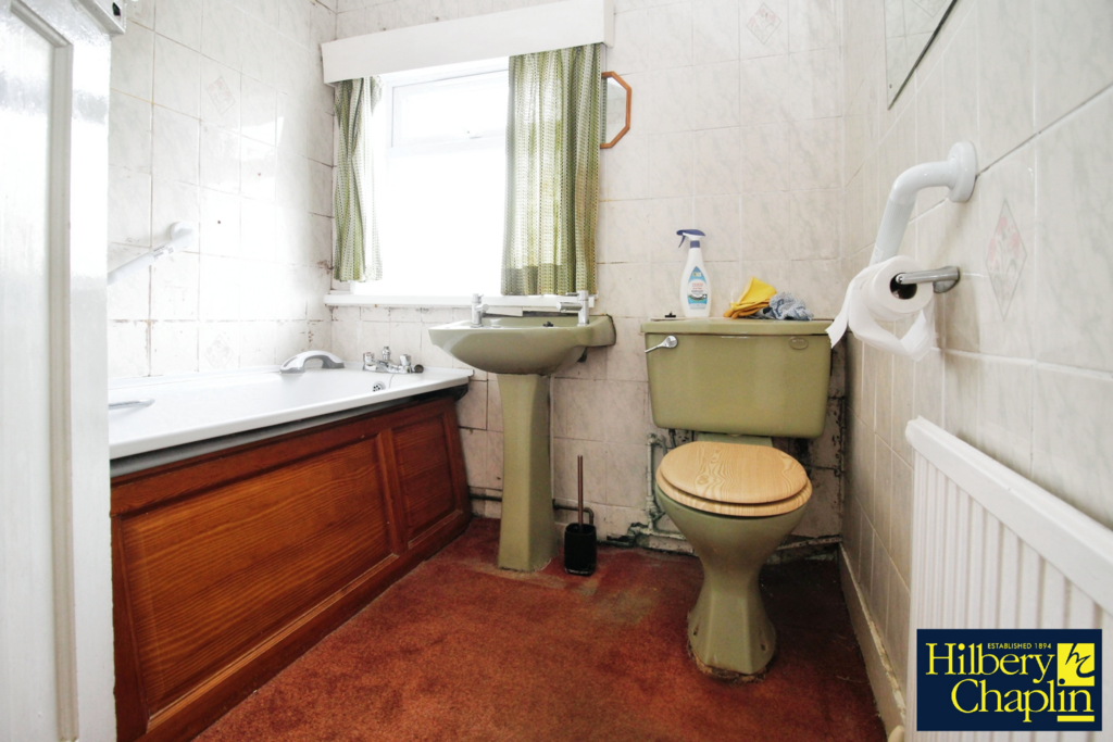 Main Bathroom
