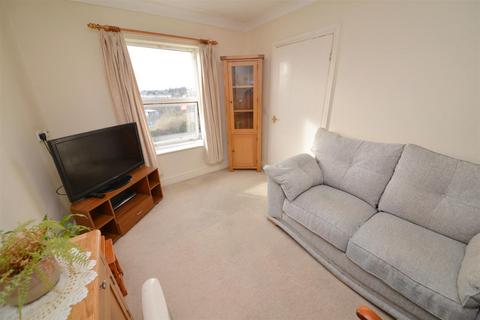 1 bedroom flat for sale, Station Road, Tenby