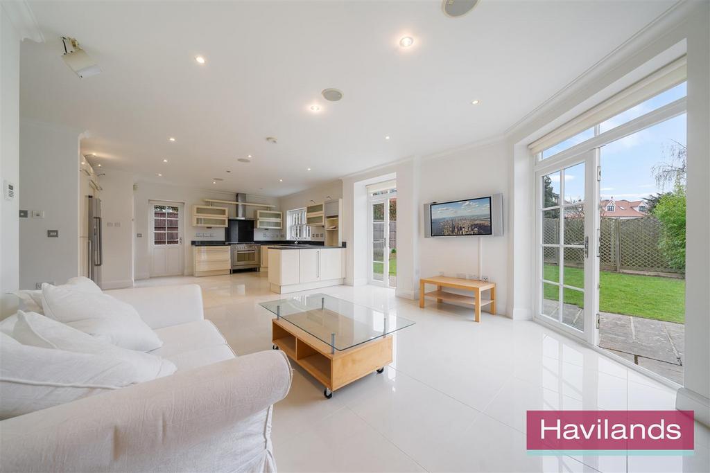 Downes Court-3.jpg