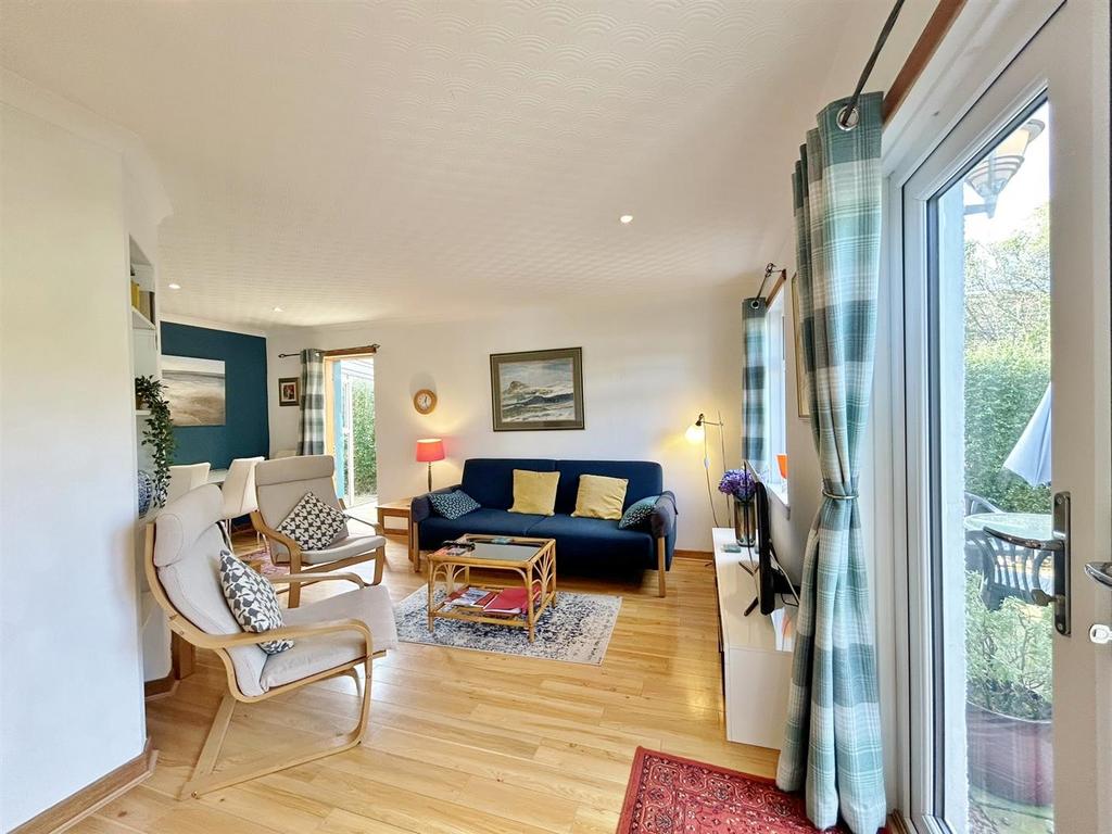 Open plan lounge