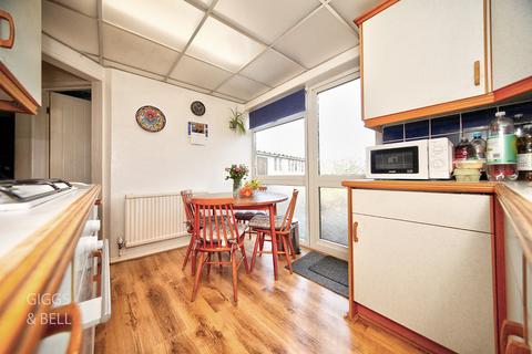113 Chesford Road, Luton, LU2 8DP