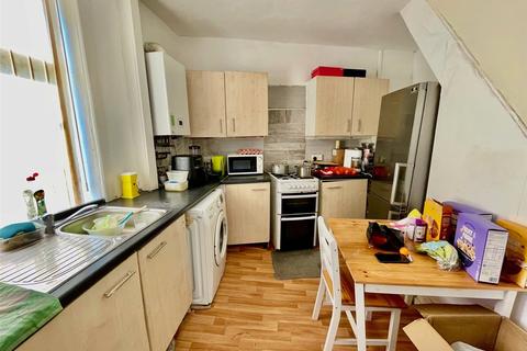 2 bedroom terraced house for sale, Crawford Street, Bradford, West Yorkshire, BD4
