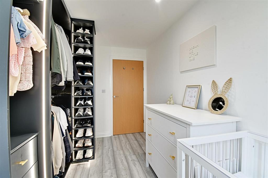 Bedroom 2 2.jpg