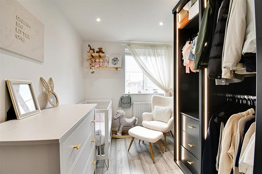 Bedroom 2 1.jpg