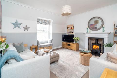 8b Kirk Ports, North Berwick, EH39 4HL