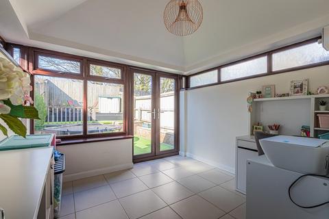 15 Clos Y Gwalch, Cardiff, CF14 9JH
