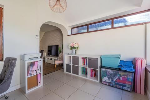 15 Clos Y Gwalch, Cardiff, CF14 9JH