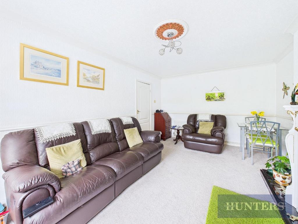 CAM05316 G0-PR0012-STILL012.jpg