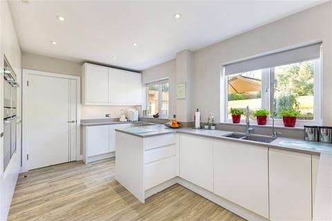 6 bedroom detached house for sale, Silverthorn Drive, Hemel Hempstead, Hertfordshire, HP3