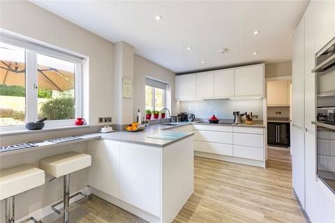 6 bedroom detached house for sale, Silverthorn Drive, Hemel Hempstead, Hertfordshire, HP3