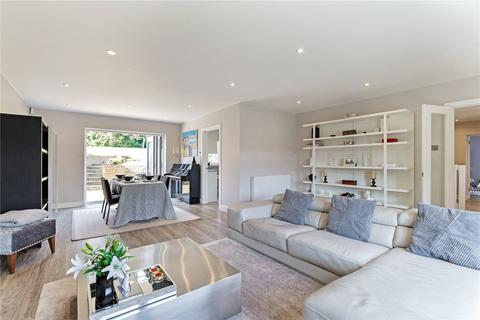 6 bedroom detached house for sale, Silverthorn Drive, Hemel Hempstead, Hertfordshire, HP3