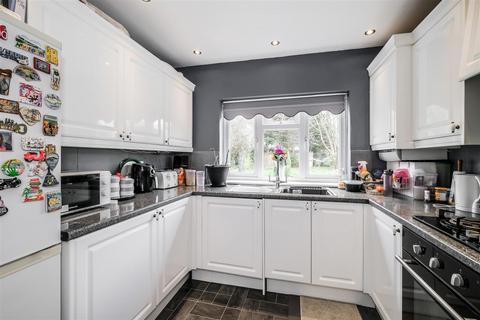 undefined, Onslow Gardens, South Woodford