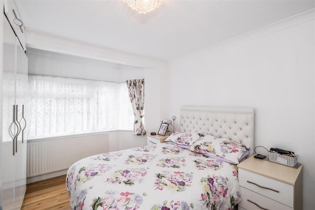 87 Onslow gardens-5.jpg
