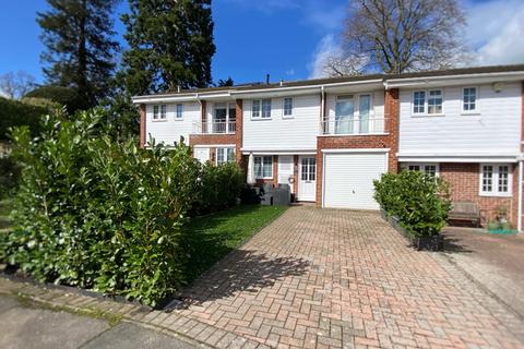 Milton Close, Henley-on-Thames, RG9