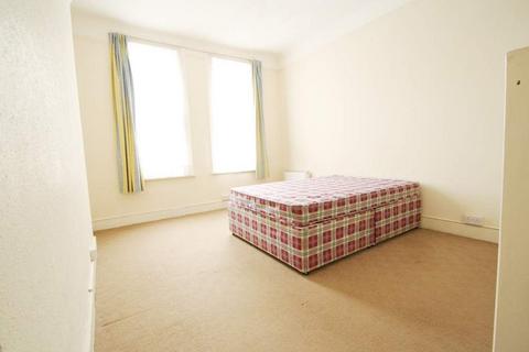 undefined, Holland Road, Kensal Green