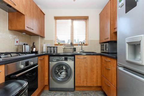 29 Goodwin Close, Wellingborough, NN8 4BS