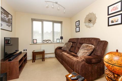 29 Goodwin Close, Wellingborough, NN8 4BS
