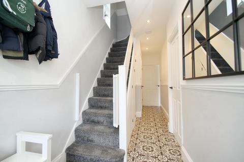 101 Uplands Road, Woodford Green, IG8 8JP