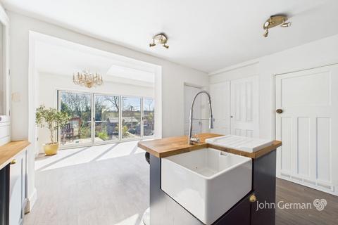 48 Beamhill Road, Stretton, Burton-on-trent, DE13 0AE