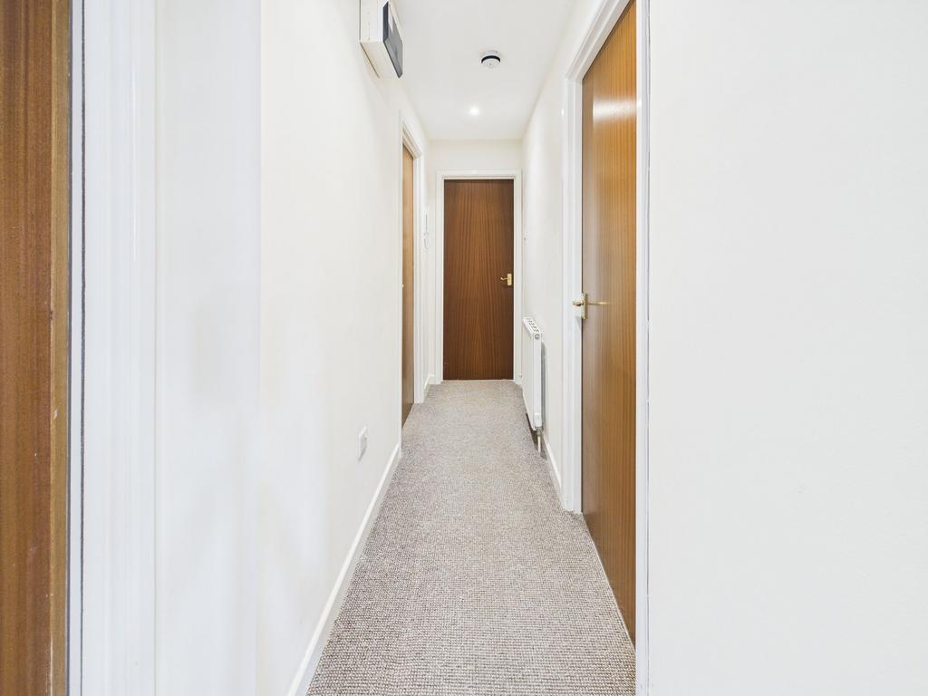 Hall in flat