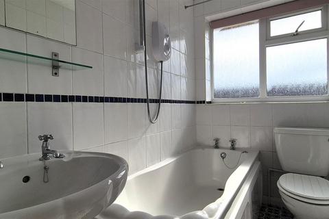 3 bedroom detached bungalow to rent, Nover Wood Drive, Fownhope, Hereford