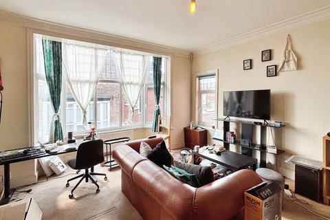 1 bedroom apartment to rent, Alexandra Gardens, NG5