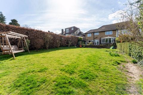 80 Norfolk Avenue, South Croydon, CR2 8BS