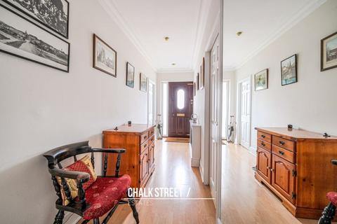 26 Stanley Road, Hornchurch, RM12 4JN
