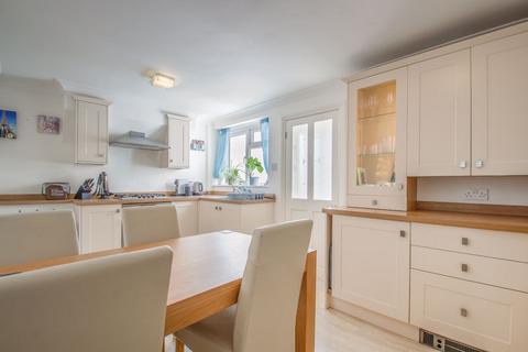 32 West Street, Bexleyheath, DA7 4BE