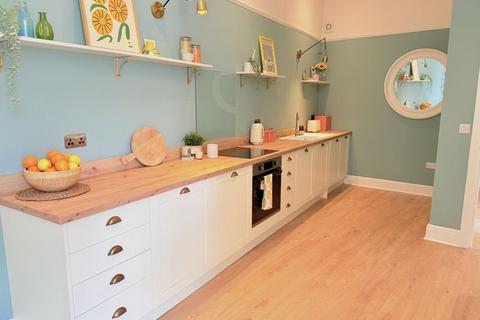 2 bedroom apartment for sale, 17 Bath Street, Frome