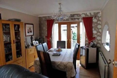 3 bedroom terraced house for sale, Allenby Road - Southall UB1