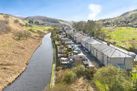 4 bedroom end of terrace house for sale, Dean Head, Littleborough OL15