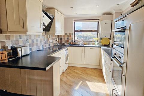 2 bedroom flat for sale, Shorland Court, Esplanade, Rochester