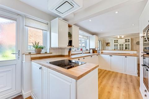9 Beechfield Drive, Leigh, WN7 3JB