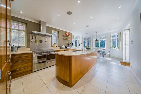 4 bedroom semi-detached house for sale, Brookway, Blackheath