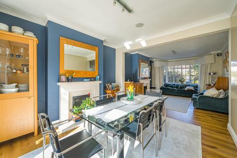 4 bedroom semi-detached house for sale, Brookway, Blackheath